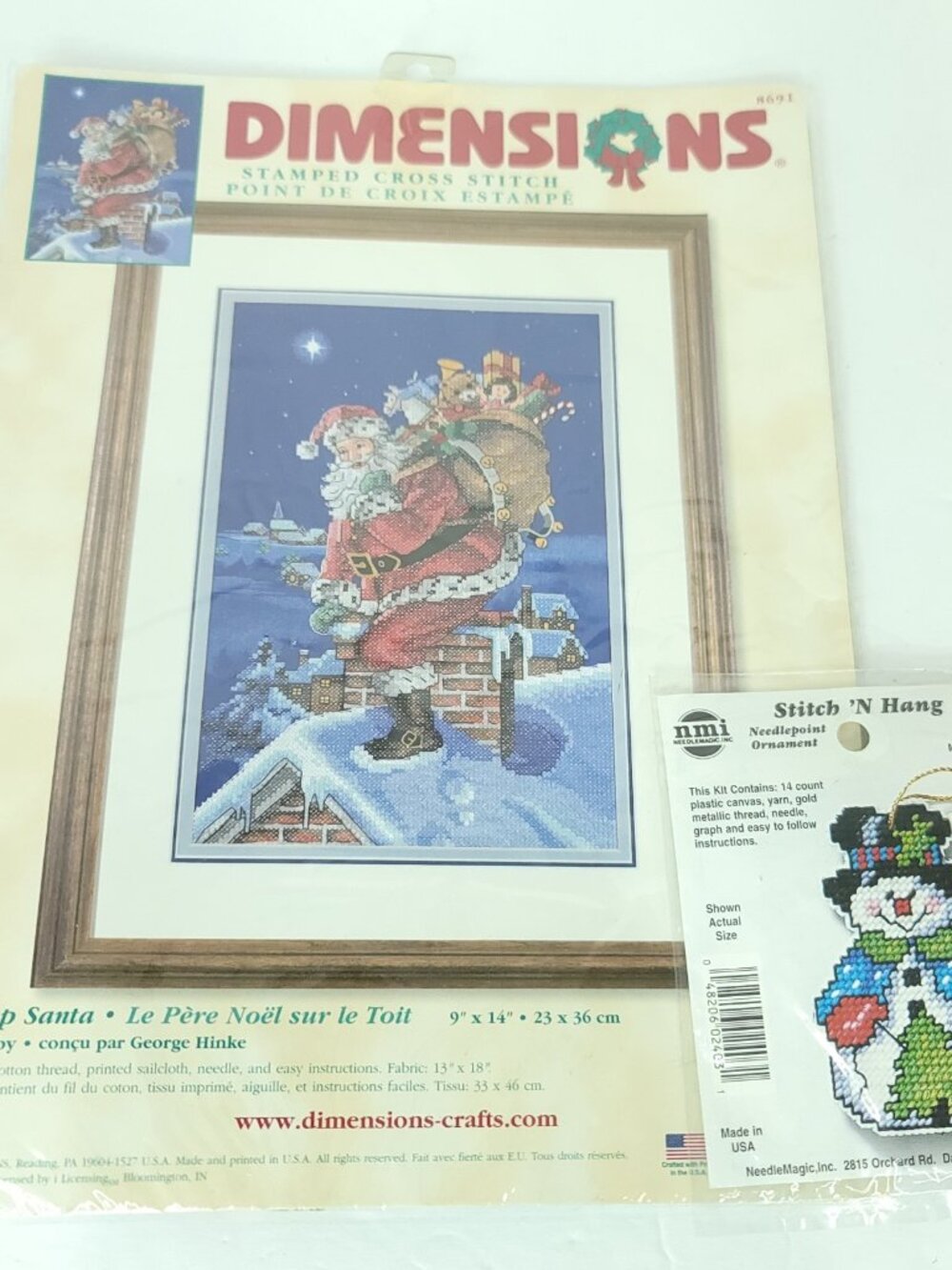 Dimensions Stamped Cross Stitch Kit #8691 Rooftop Santa Claus Xmas Bonus Frosty